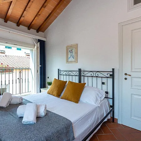 Apartment Ghibellina Palace Florence