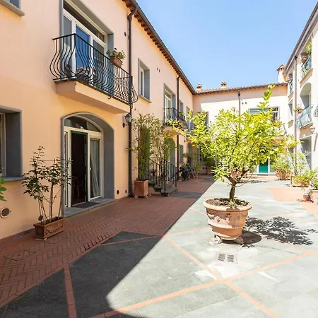 Ghibellina Palace Apartment *
